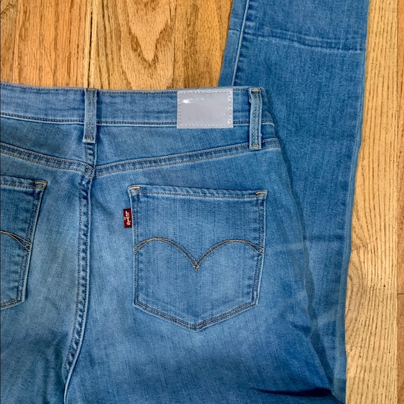 ❤️ LEVI HIGH RISE SKINNY RARE WHITE LABEL JEANS - Picture 5 of 6
